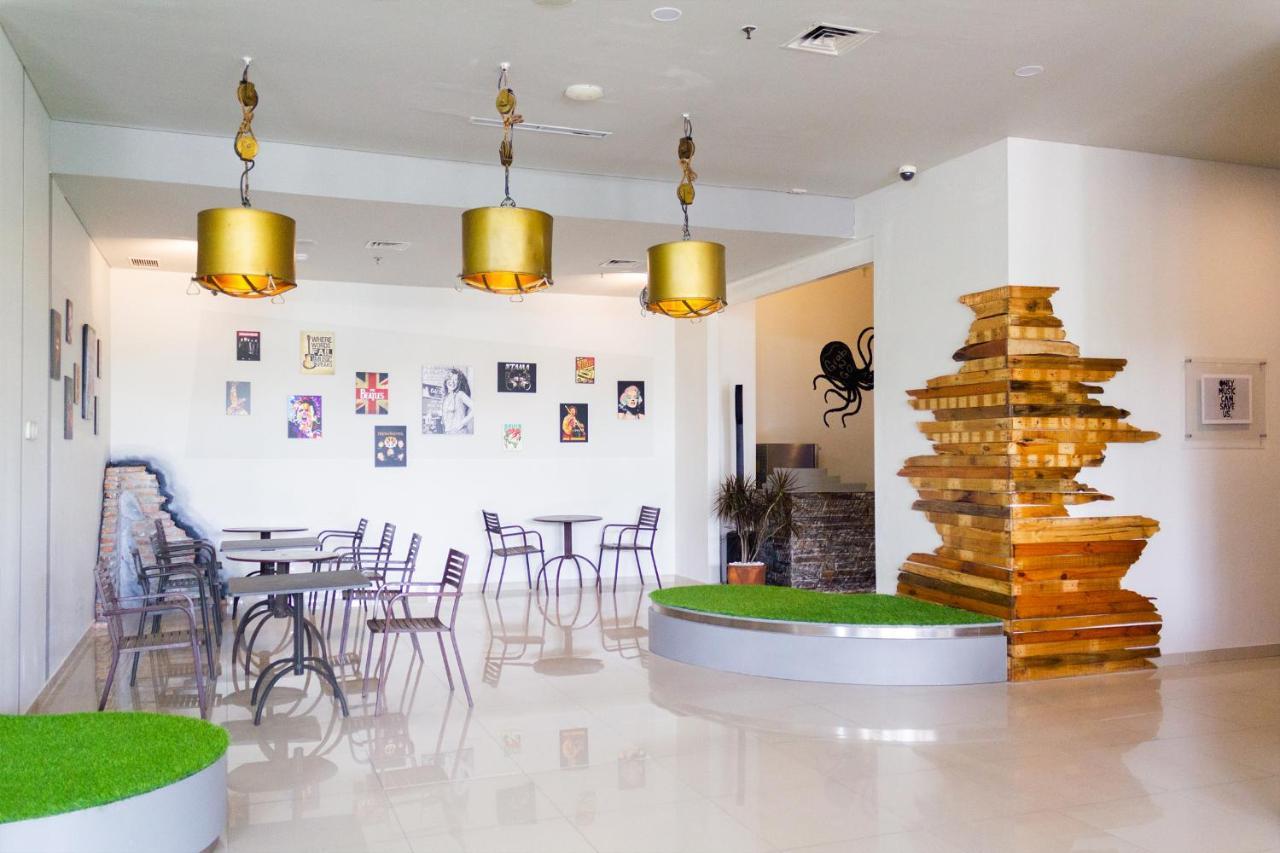 Pop! Hotel Kelapa Gading Jakarta Extérieur photo