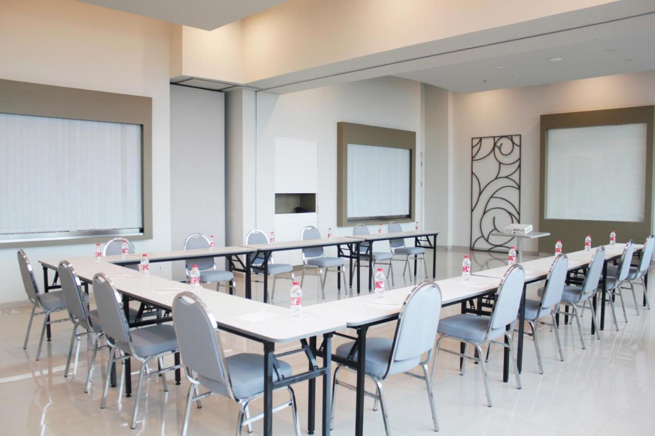 Pop! Hotel Kelapa Gading Jakarta Extérieur photo